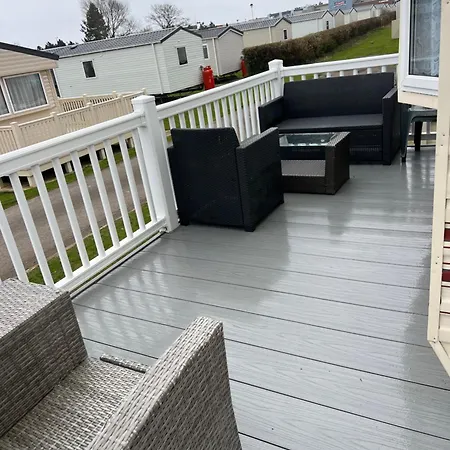 Primrose Valley - Primrose Field