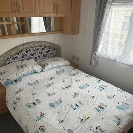 Primrose Valley - Primrose Field