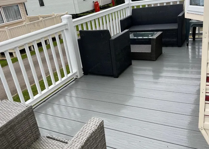 Primrose Valley - Primrose Field