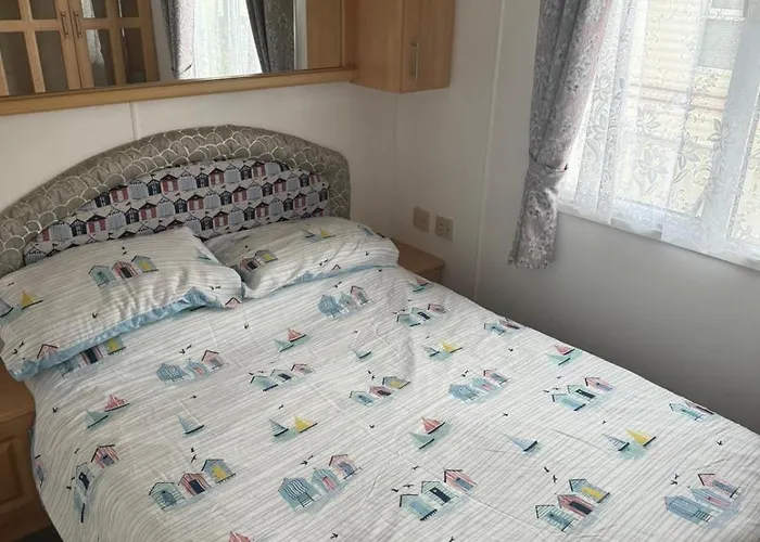 Primrose Valley - Primrose Field